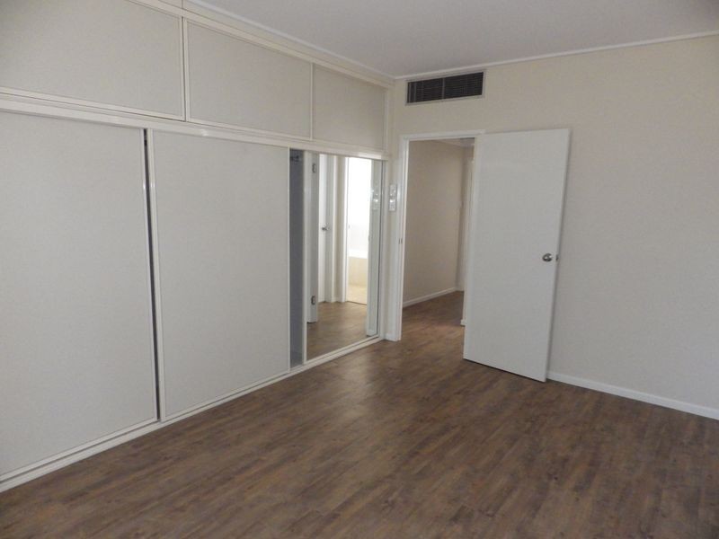 2 Nightingale Street, Roma QLD 4455