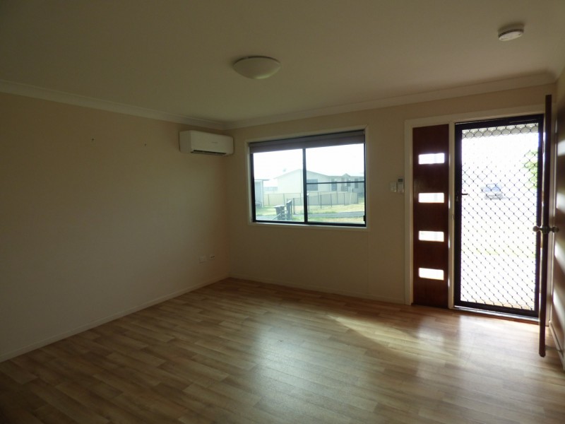 33 Robusta Drive, Roma QLD 4455