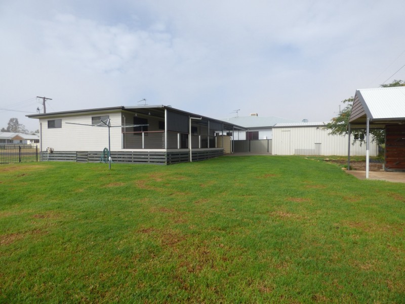 33 Robusta Drive, Roma QLD 4455