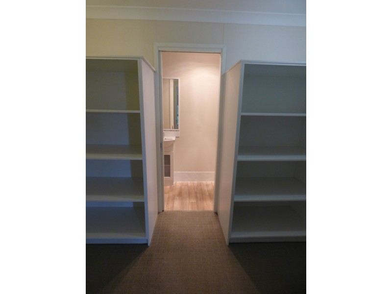 33 Robusta Drive, Roma QLD 4455