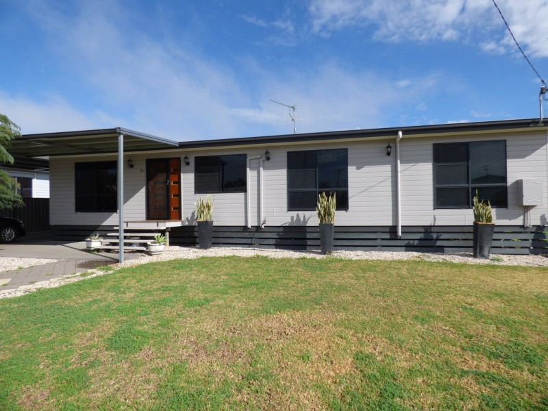 33 Robusta Drive, Roma QLD 4455