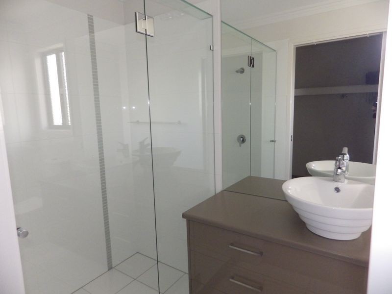 107 Wyndham Street, Roma QLD 4455