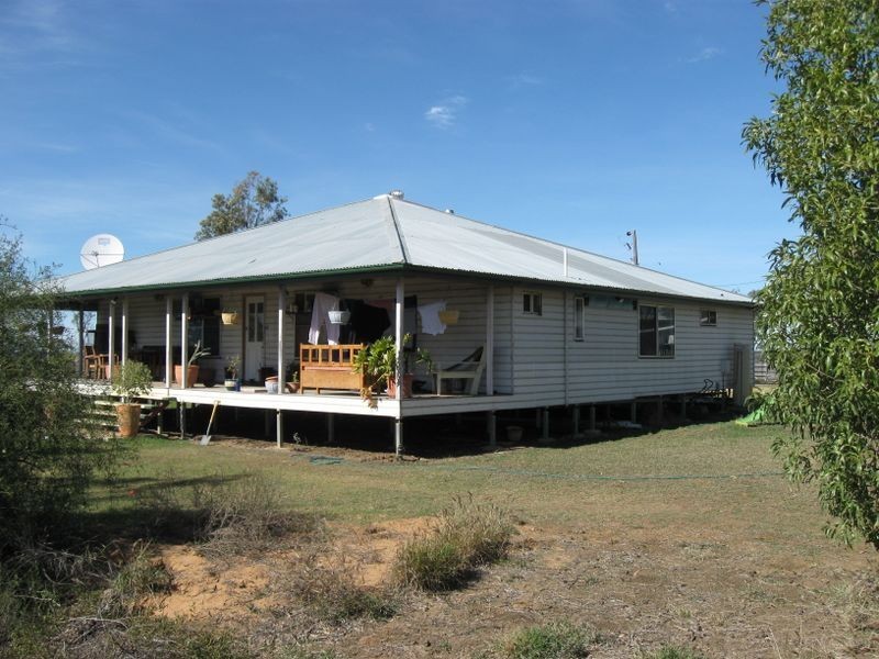 ‘Hillcrest Northern Road, Wallumbilla QLD 4428