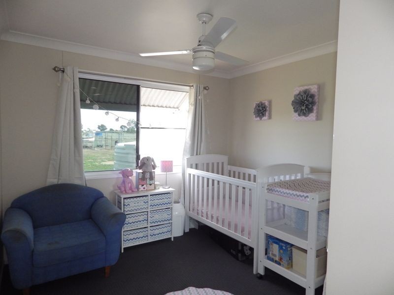 1 Swans Road, Wallumbilla QLD 4428