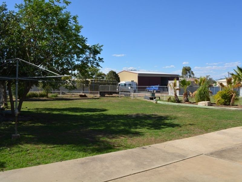 23 Saunders Street, Roma QLD 4455