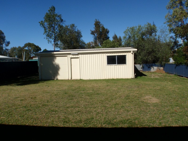 34 Lovell Street, Roma QLD 4455