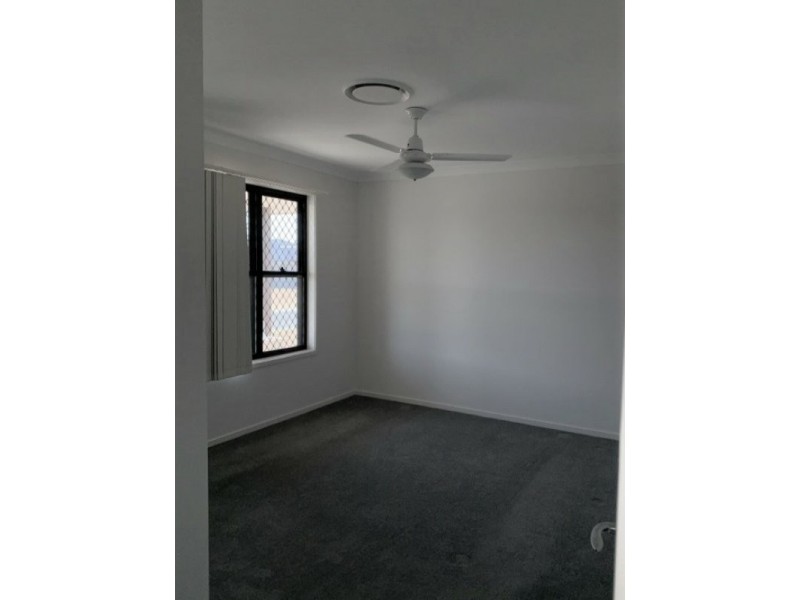 8 Dobel Way, Roma QLD 4455