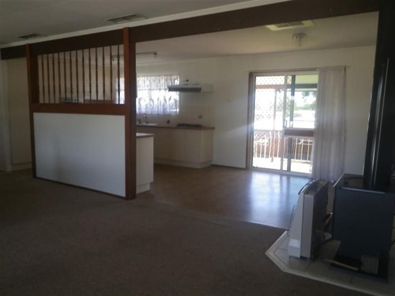 47 Taylor Street, Roma QLD 4455