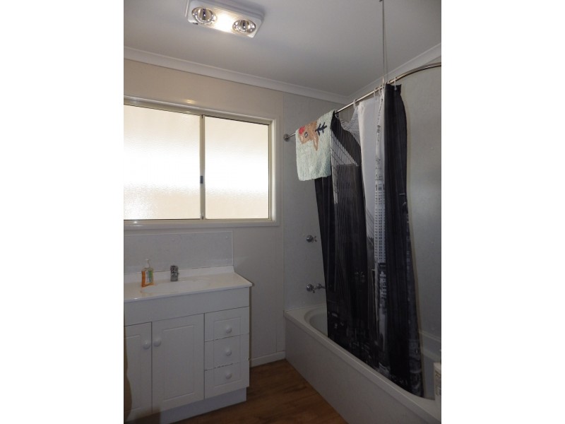 24 South Street, Roma QLD 4455