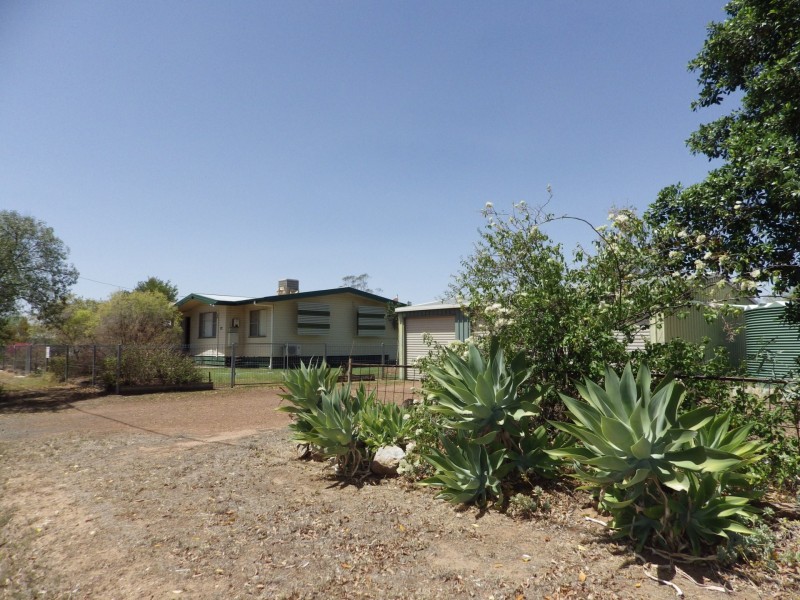 60 Russell Street, Wallumbilla QLD 4428