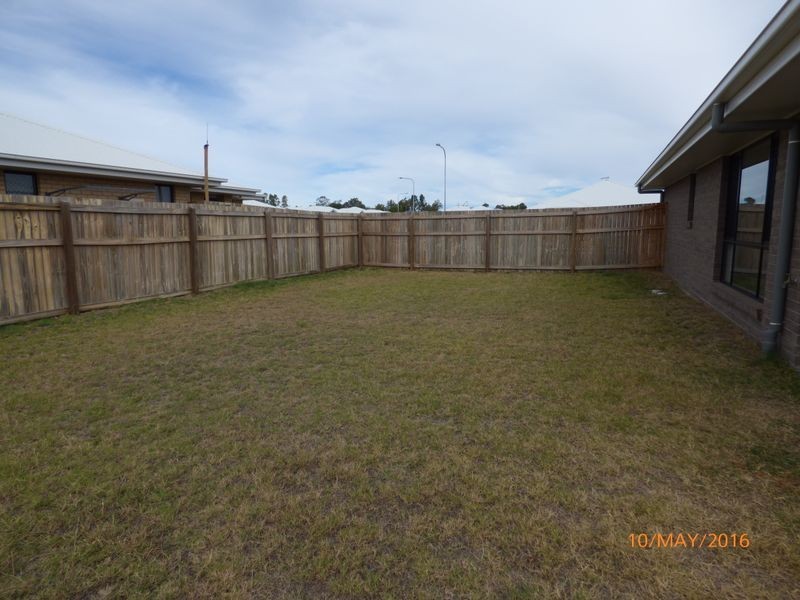27 Wheeler Drive, Roma QLD 4455