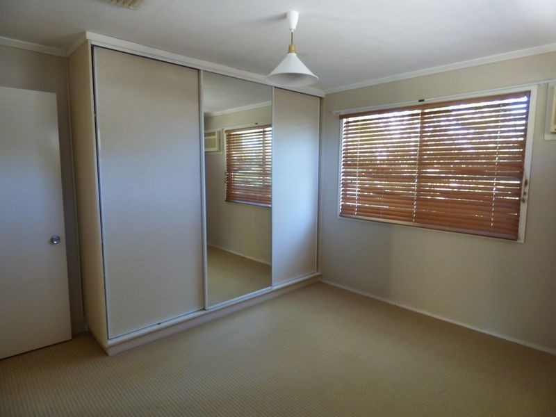 57 Taylor Street, Roma QLD 4455