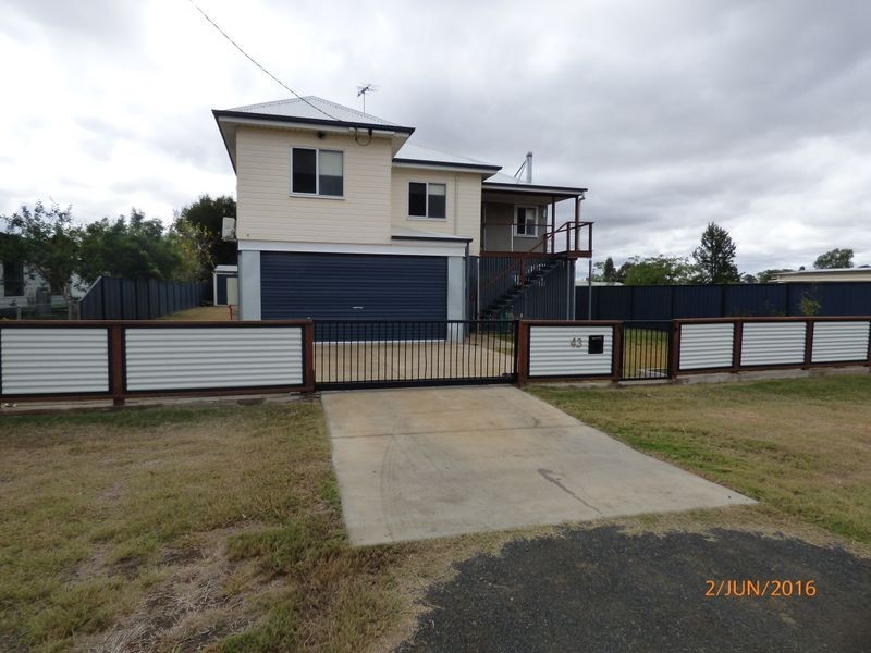43 Ivy Street, Roma QLD 4455