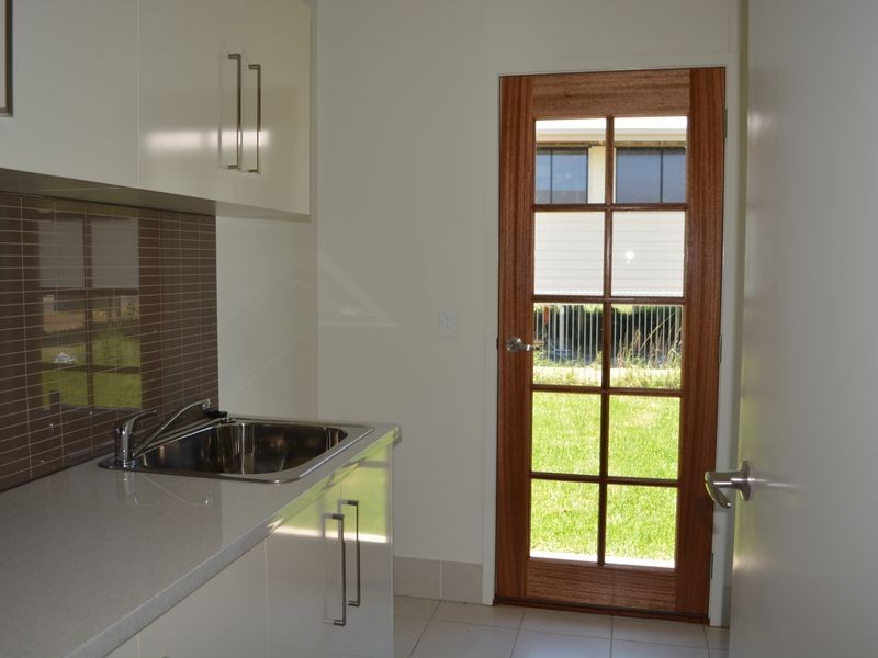 17 Beetson Drive, Roma QLD 4455