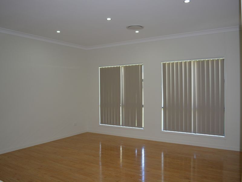 17 Beetson Drive, Roma QLD 4455