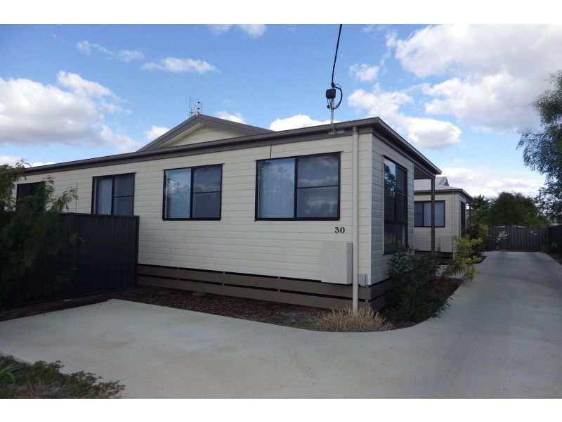 Unit 1/30 Saunders Street, Roma QLD 4455