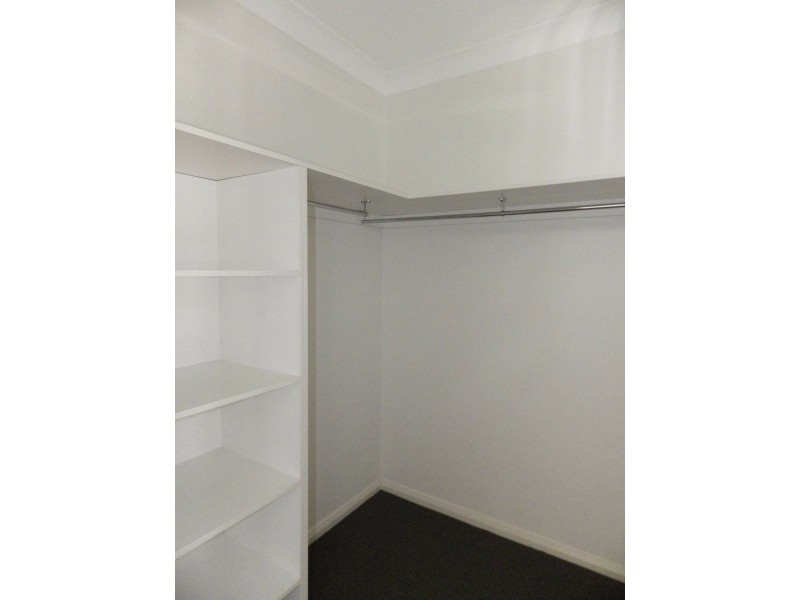 12 Lomandra Avenue, Roma QLD 4455