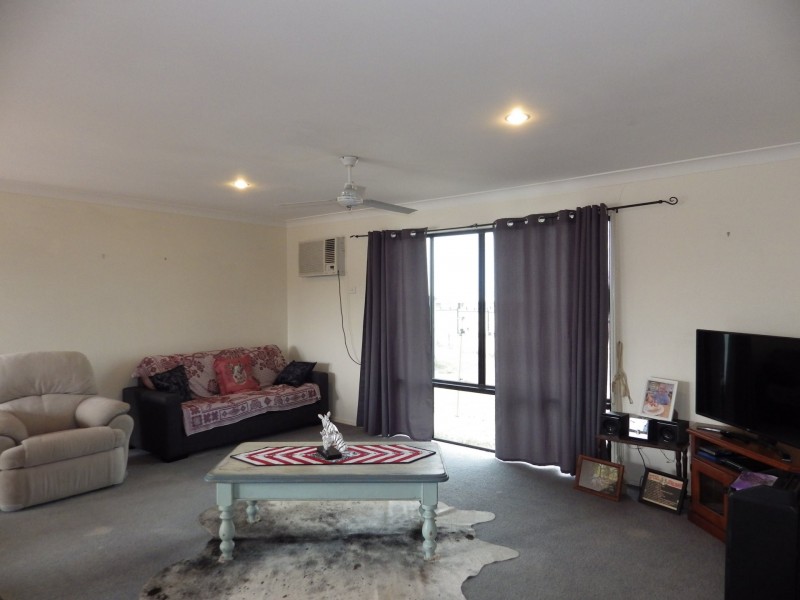 15 Karalee Court, Roma QLD 4455