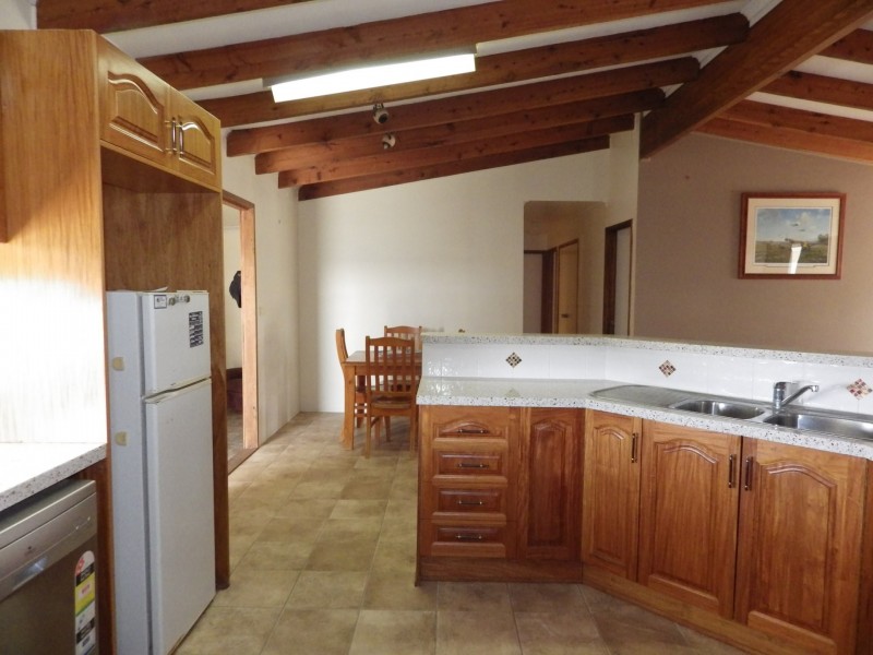 32 Derry Street, Roma QLD 4455