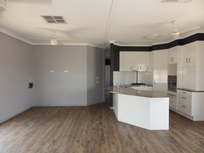 719 Raslie Road, Wallumbilla QLD 4428