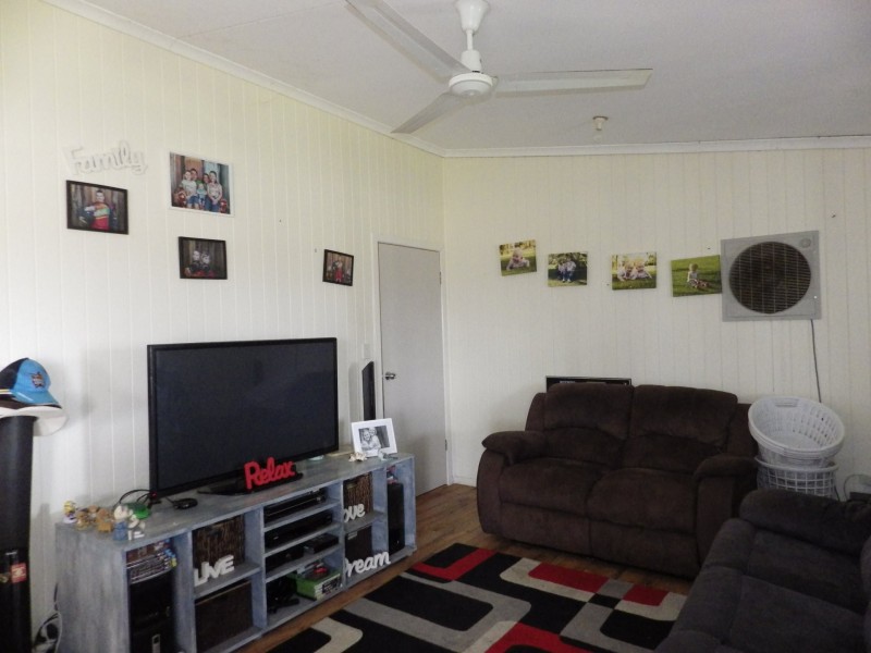 130 Woodside Road, Roma QLD 4455