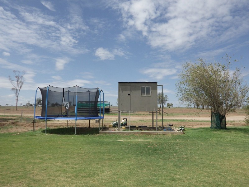 130 Woodside Road, Roma QLD 4455