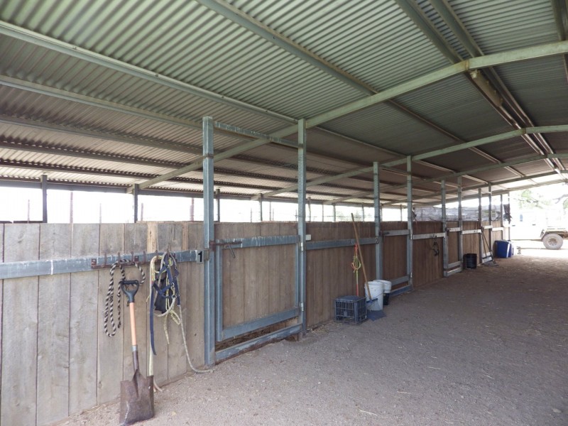 130 Woodside Road, Roma QLD 4455