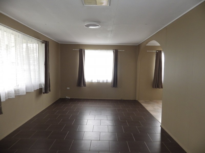 20 Elmer Street, Roma QLD 4455