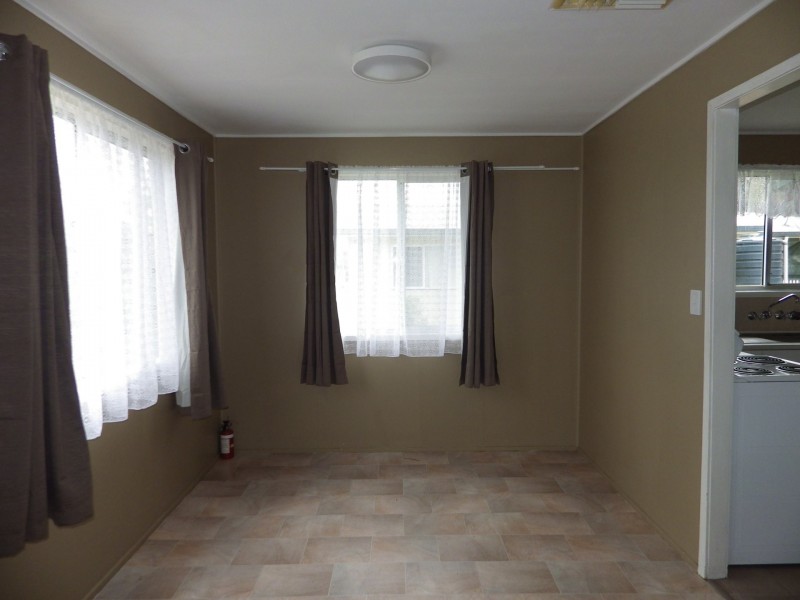 20 Elmer Street, Roma QLD 4455