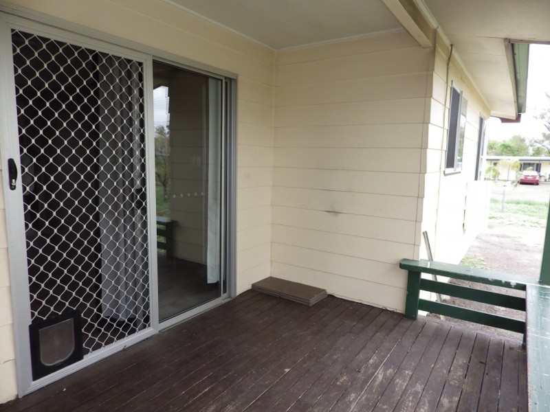 20 Elmer Street, Roma QLD 4455