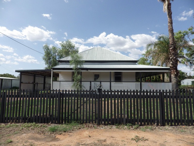 15 George Street, Roma QLD 4455