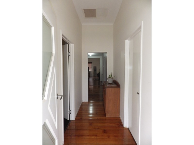 15 George Street, Roma QLD 4455