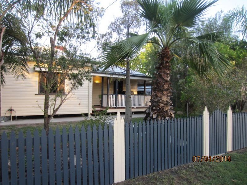 10 Duke Street, Roma QLD 4455