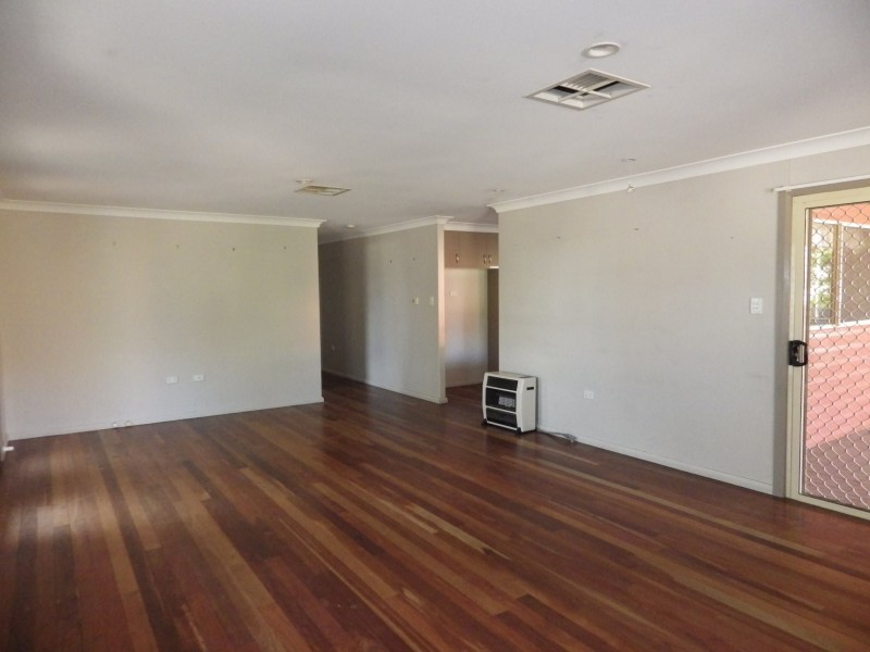 20 Karalee Court, Roma QLD 4455