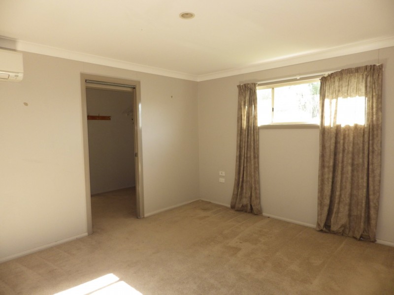 20 Karalee Court, Roma QLD 4455