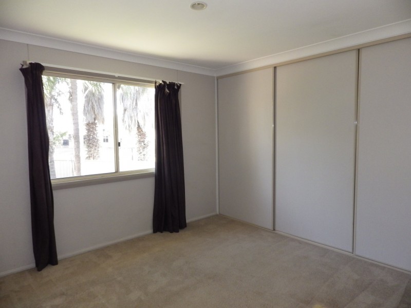 20 Karalee Court, Roma QLD 4455