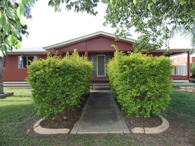20 Karalee Court, Roma QLD 4455