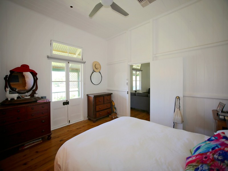 25 William Street, Roma QLD 4455