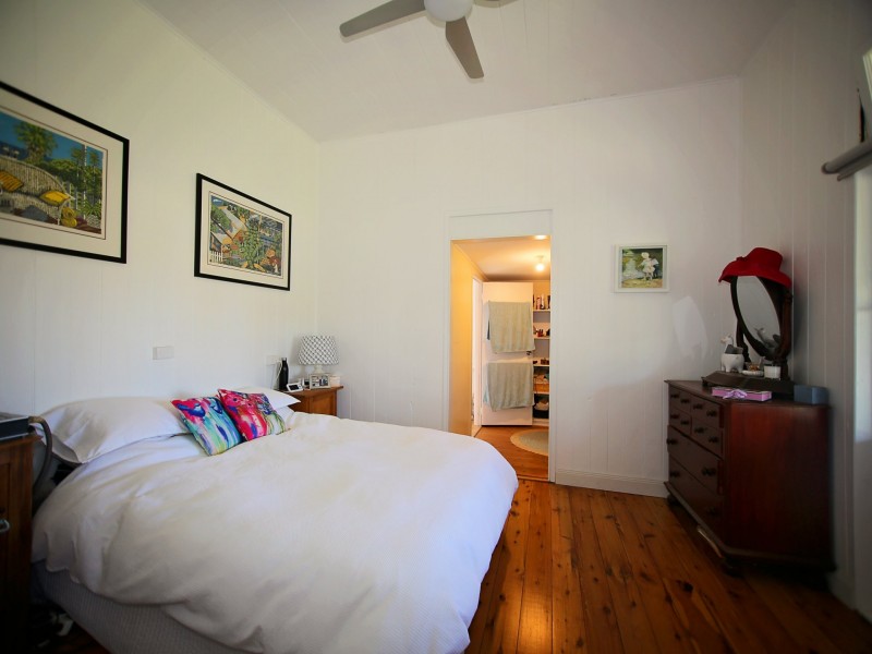 25 William Street, Roma QLD 4455