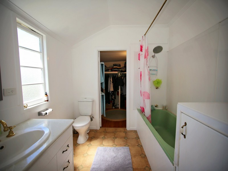 25 William Street, Roma QLD 4455