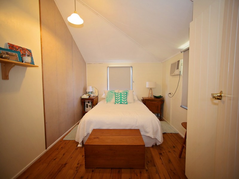 25 William Street, Roma QLD 4455