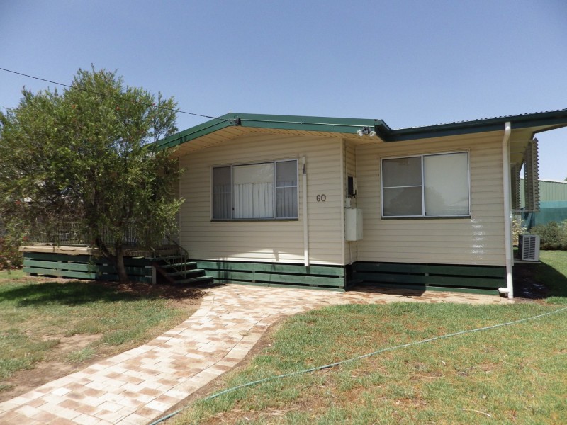 60 Russell Street, Wallumbilla QLD 4428