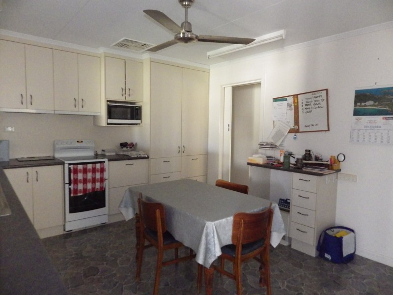 60 Russell Street, Wallumbilla QLD 4428