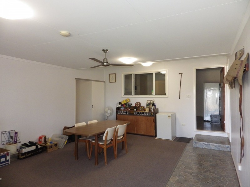 60 Russell Street, Wallumbilla QLD 4428