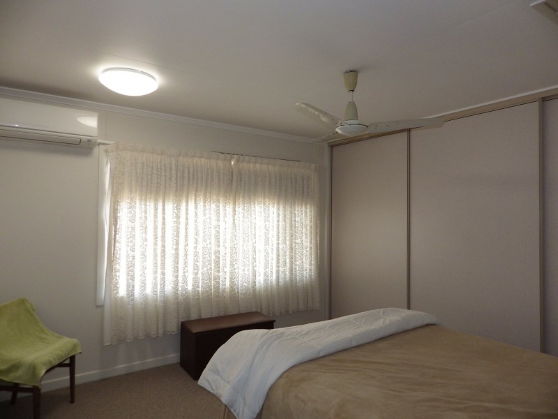 60 Russell Street, Wallumbilla QLD 4428