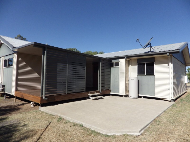 1 Saunders Street, Roma QLD 4455