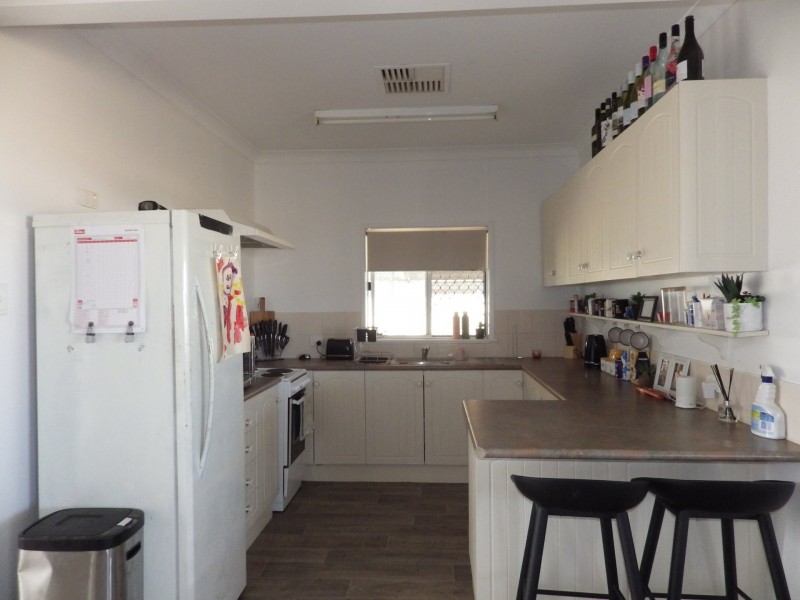 334 Bassett Lane, Roma QLD 4455