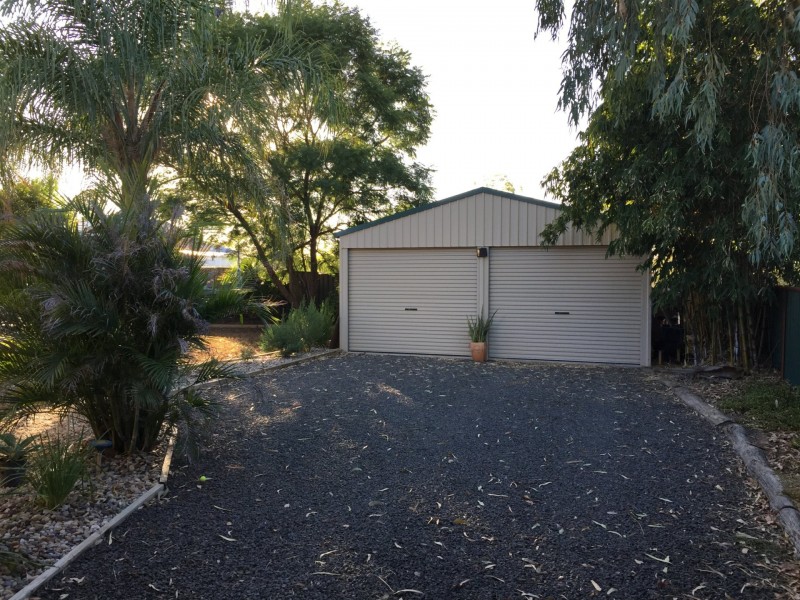 36 Downs Street, Roma QLD 4455
