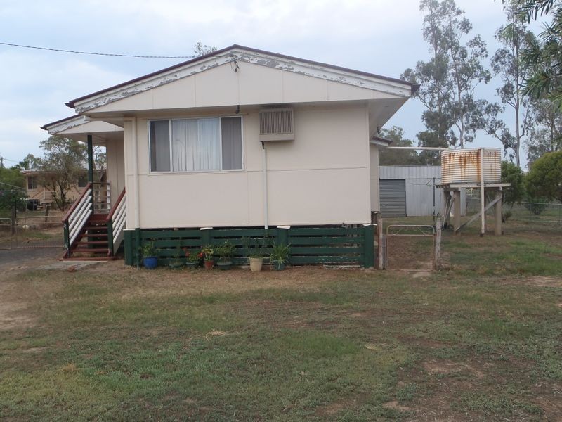 13 South Street, Roma QLD 4455