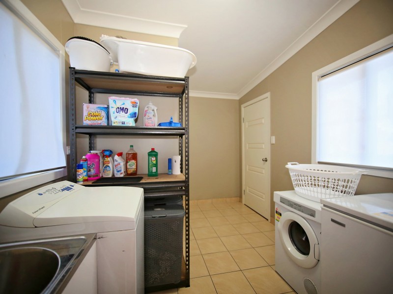 24 Charles Street, Roma QLD 4455